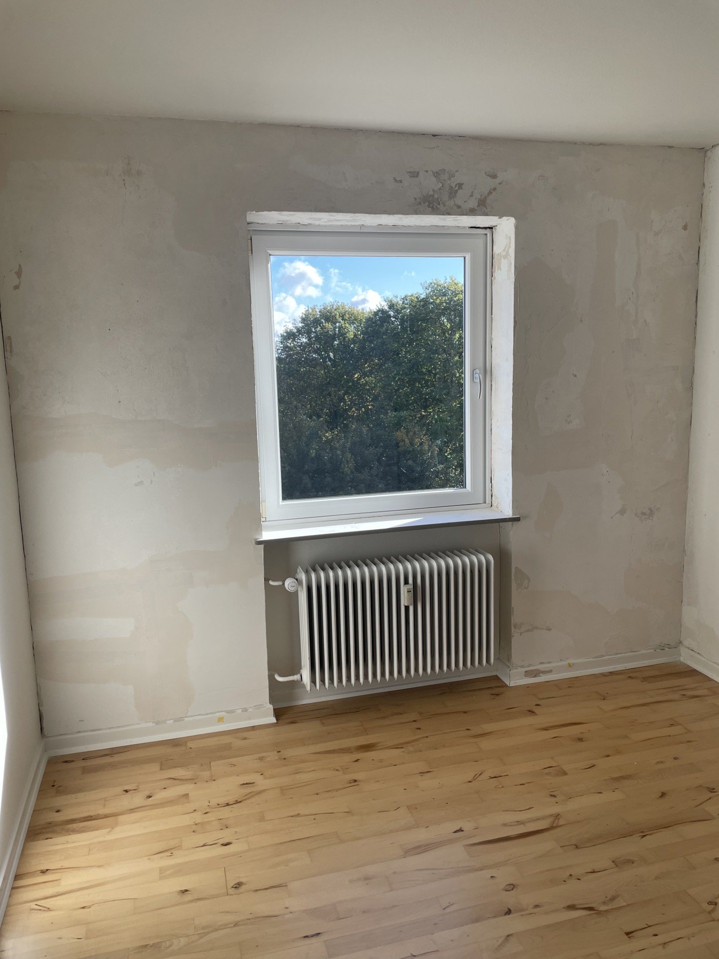 a2e2a767-077d-4c21-b57a-b24f78fcaa10